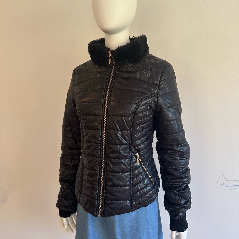 Guess  Women's Faux Fur Trim Jacket Black Shiny Winter/Fall Packable Coat Size M